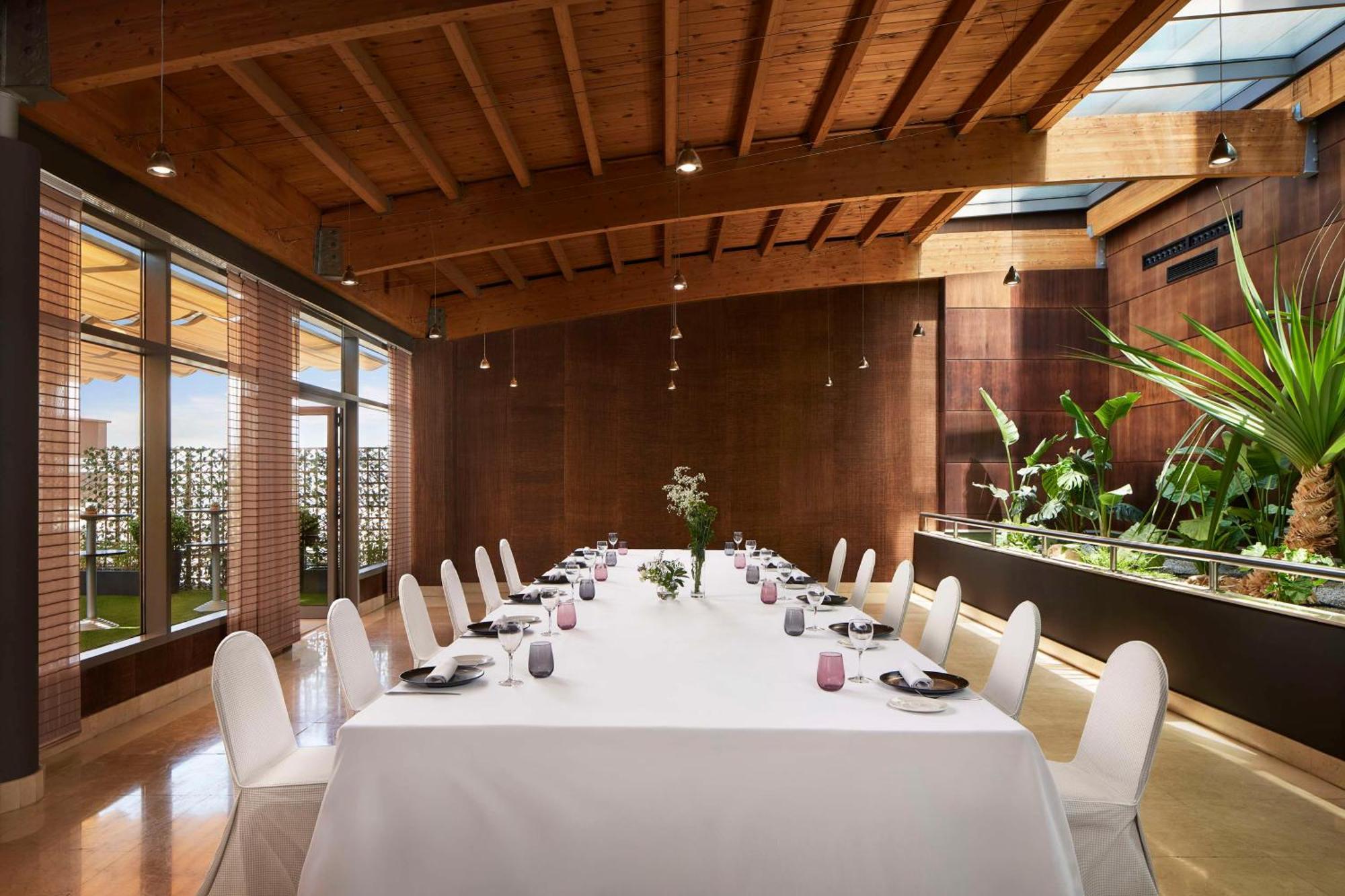 Nh Alcorcon Hotel Bagian luar foto